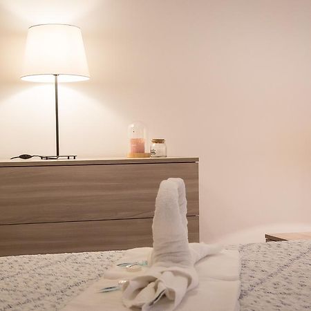Rental In Rome Pelliccia Kültér fotó