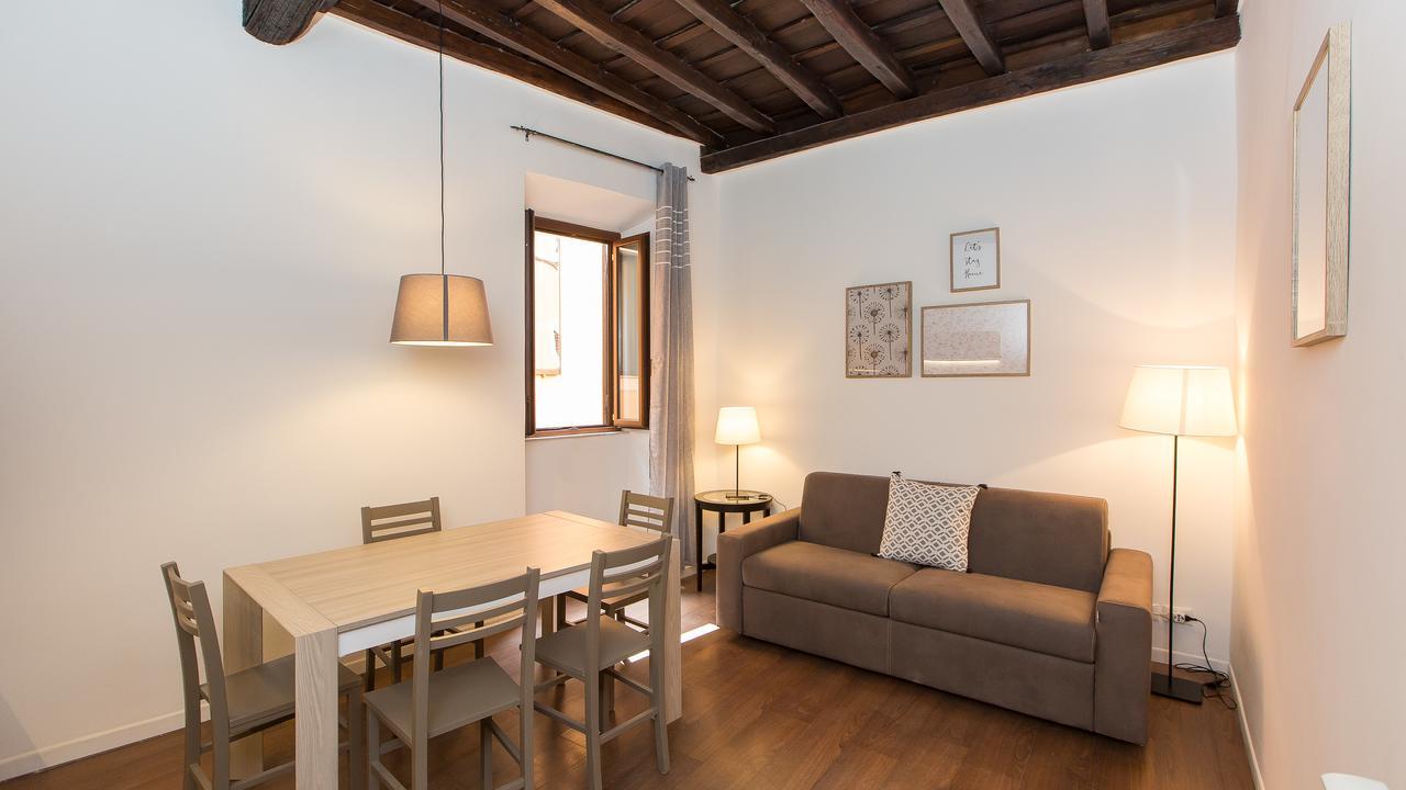 Rental In Rome Pelliccia Kültér fotó
