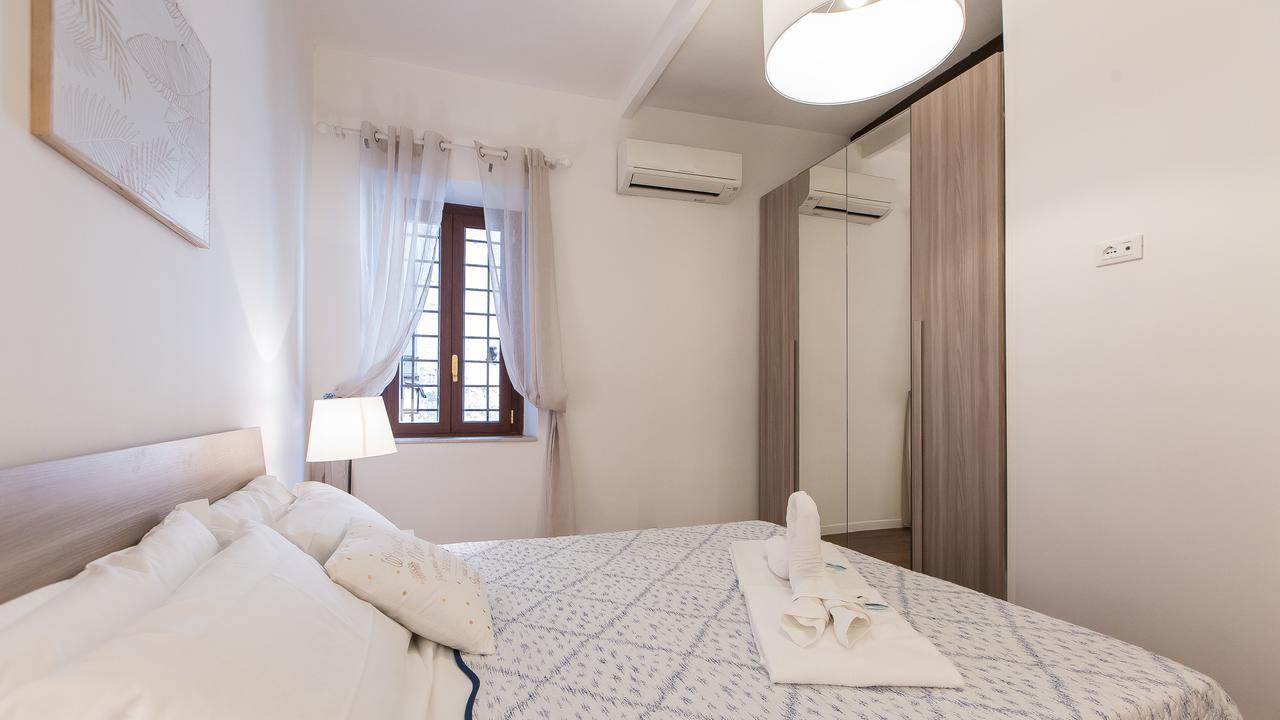 Rental In Rome Pelliccia Kültér fotó