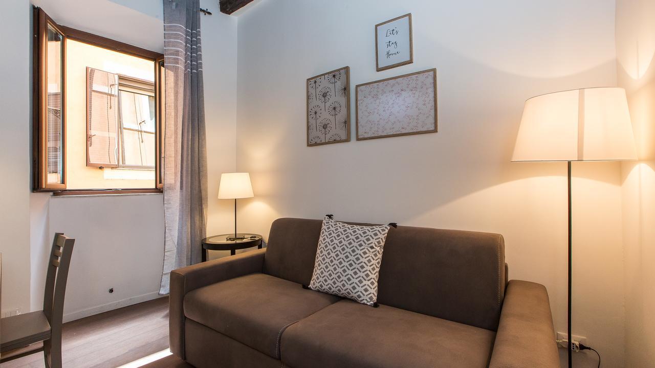 Rental In Rome Pelliccia Kültér fotó
